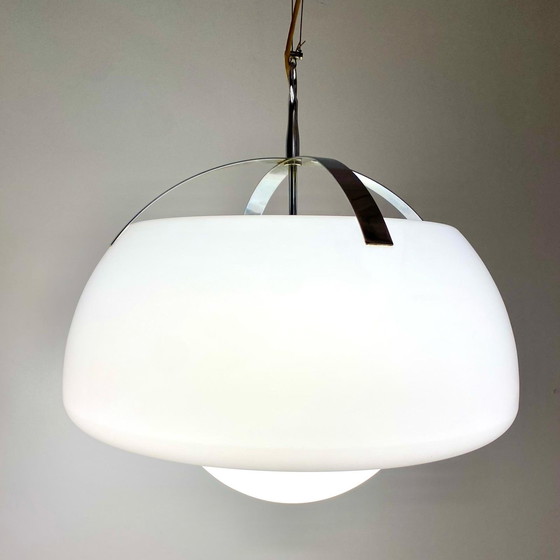 Image 1 of Vintage Omega pendant lamp by Vico Magistretti for Artemide, 1960s-1970s