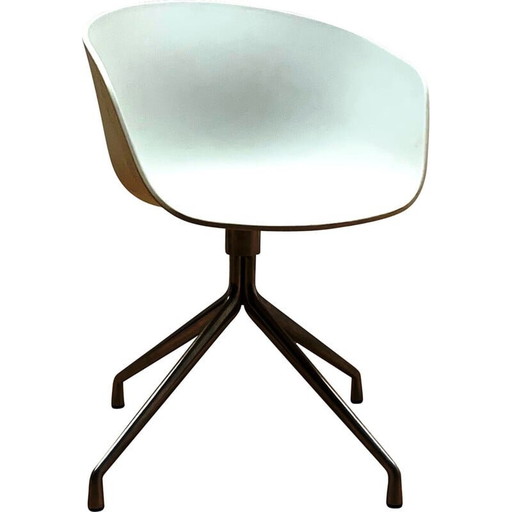 Vintage armchair in plastic and aluminum by Hee Welling