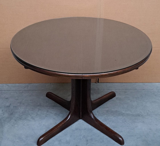 Image 1 of Dining Table Round Wood Extendable Oval Italian Brand Tonon