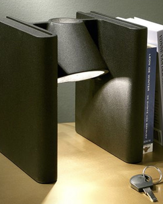 Image 1 of Studio Roderick Vos - Book case lamp model ‘Mr. Ed’ - Contemporary Dutch design - Lasercut, powdercoated metal