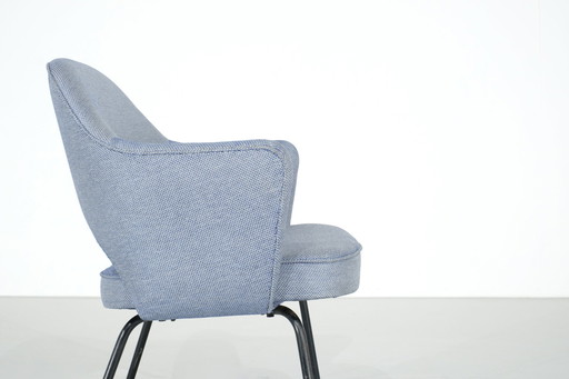 Conference" armchair by Eero Saarinen produced by Knoll for Ibm, USA 1957.