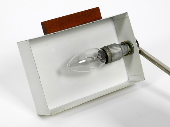 Image 1 of Rare lampe de table Kaiser en métal et teck, originale des années 1960