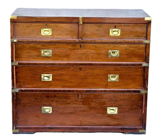 Bateau chest of drawers