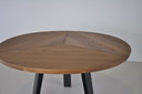 QLIV Side-to-Side dining room table