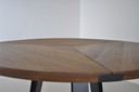 QLIV Side-to-Side dining room table