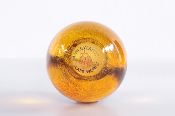 Image 1 of Presse-papier en verre boule pêche orange