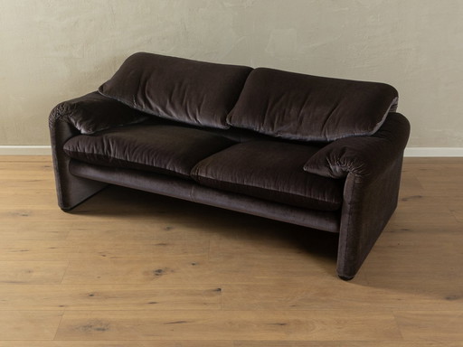 "675 Maralunga" Sofa, Vico Magistretti, Cassina