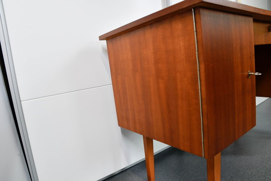 Image 1 of Bureau vintage