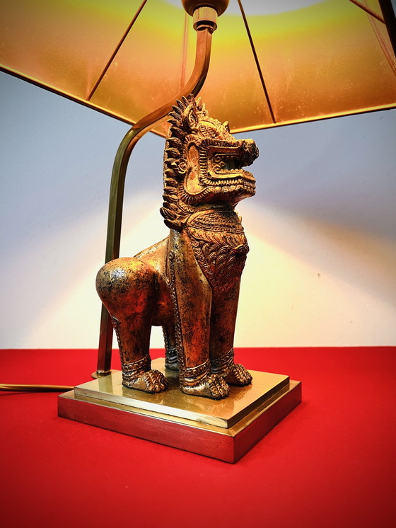 Image 1 of Lampada da tavolo vintage Thai Singha Lion/Foo Dog - in "stile Maison Jansen" - anni '60