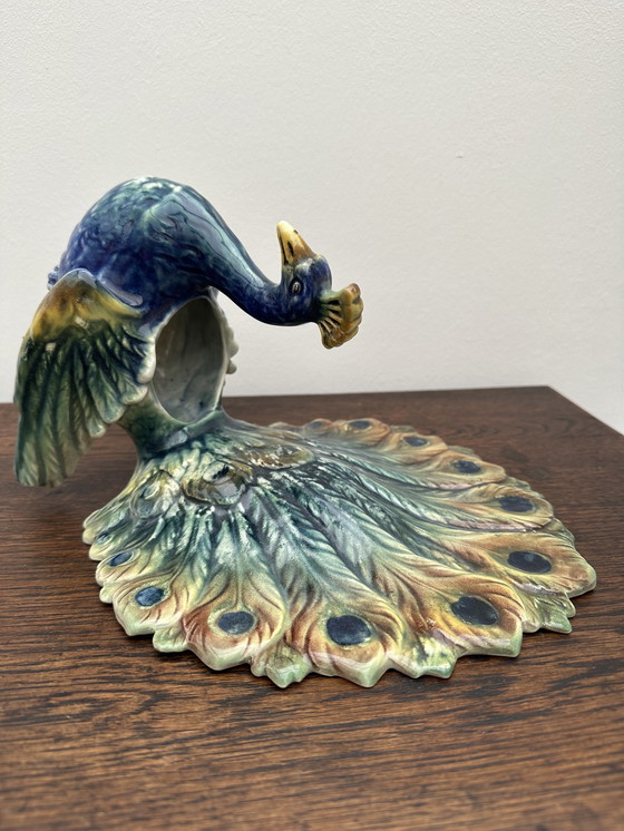 Image 1 of Peacock vase in Majolica 19 th Century- Majolica Peacock