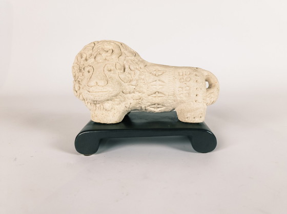 Image 1 of Bitossi - Aldo Londi - Lion - Lion on stand - unglazed - sculpture - Flavio Montelupo - 80's