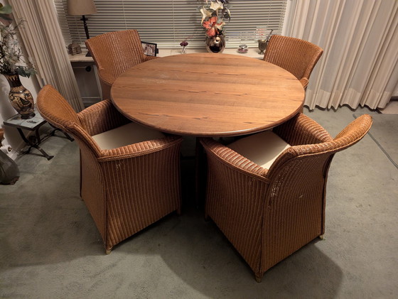 Image 1 of Dining room set - Table & Chairs - Loyd Loom