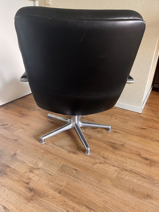 Image 1 of Artifort Armchair 141 - Swivel Base - Black Leather