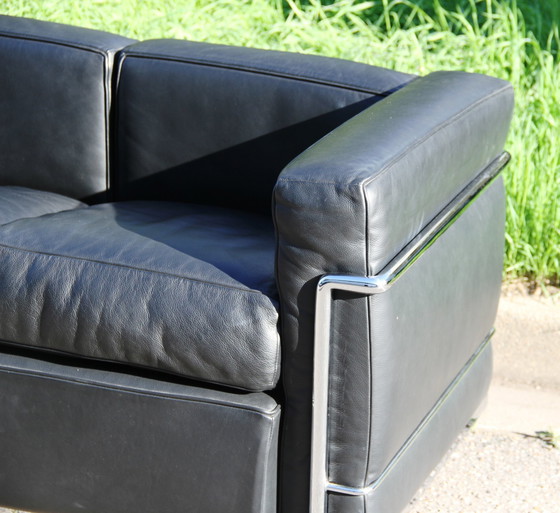 Image 1 of Lc2 Sofa, Cassina