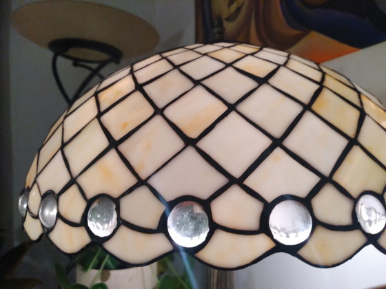 Image 1 of Tiffany style lamp