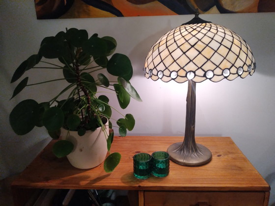 Image 1 of Tiffany style lamp