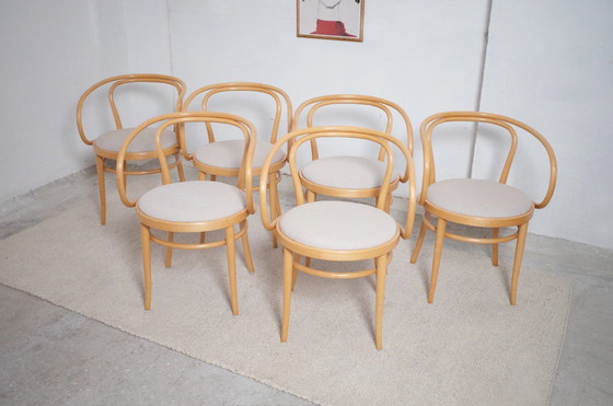 Image 1 of 1 de 6 Sillas Thonet originales 209 Madera curvada clara