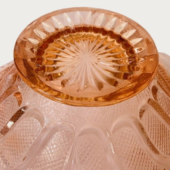 Image 1 of Artdeco fruit bowl pink glass