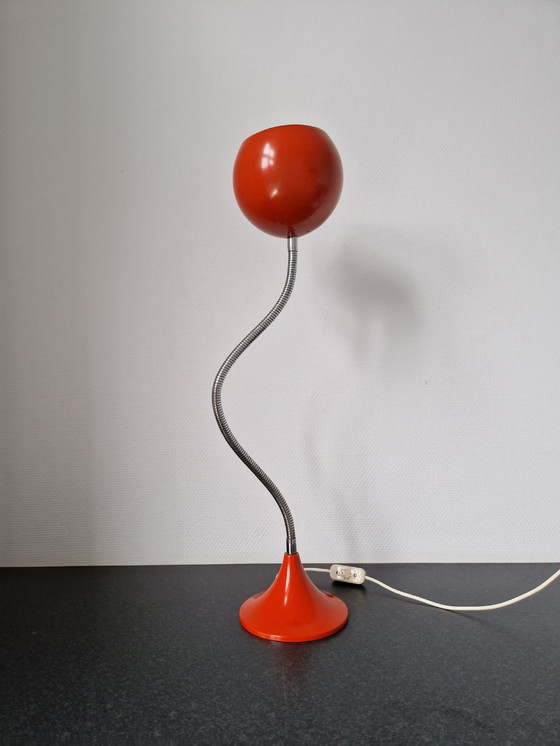 Image 1 of Lampada da tavolo Gepo vintage con sfera flessibile oscillante