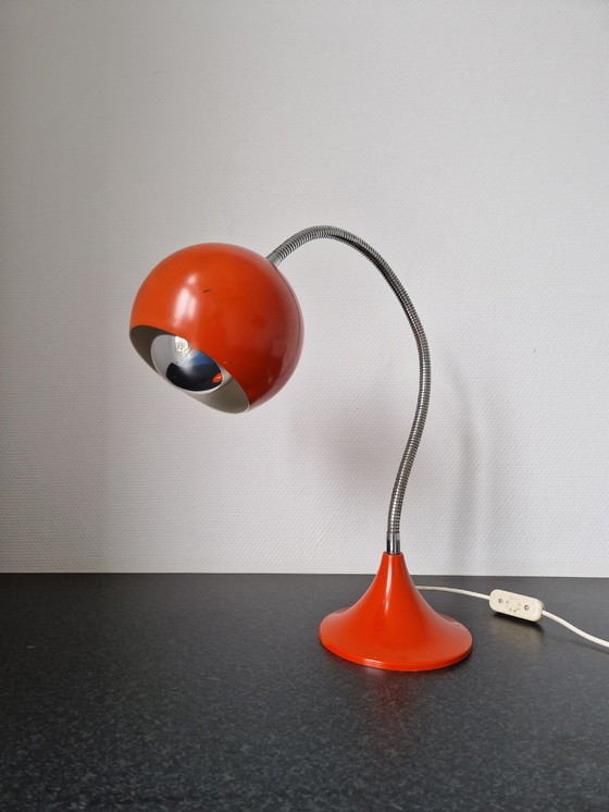 Image 1 of Lampada da tavolo Gepo vintage con sfera flessibile oscillante