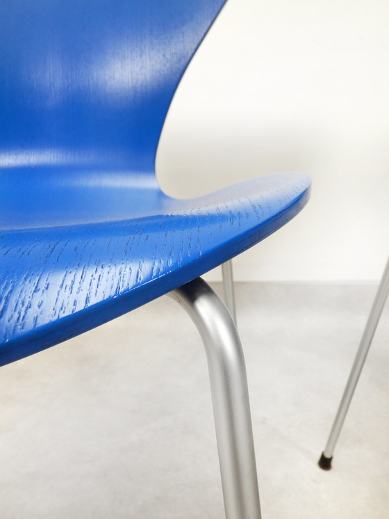 Image 1 of 4 chaises papillon bleues d'Arne Jacobsen pour Fritz Hansen