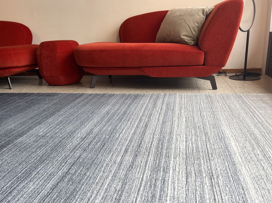 Image 1 of Leolux Milan carpet Blue