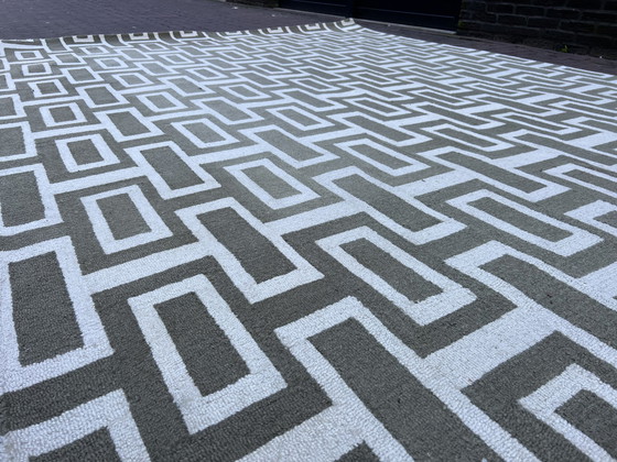 Image 1 of Show model Wedgwood Intaglio Grey Rug