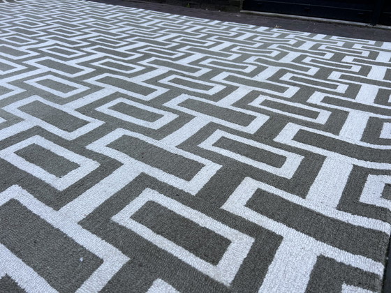 Image 1 of Show model Wedgwood Intaglio Grey Rug