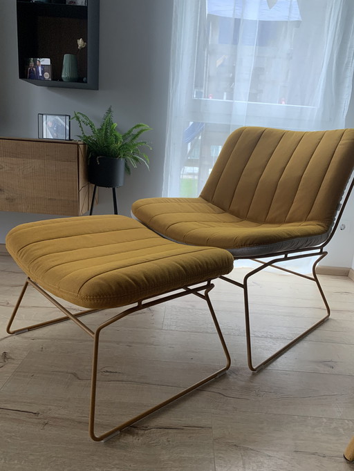 Bert Plantagie Draat fauteuil avec pouf