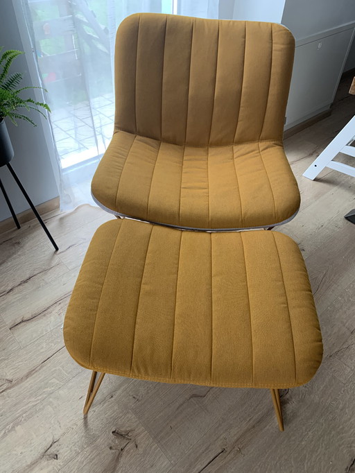 Bert Plantagie Draat fauteuil avec pouf