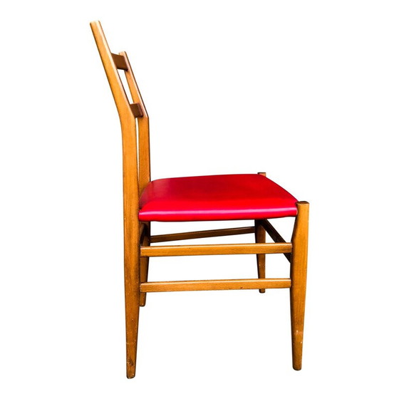 Image 1 of Set of 6 vintage chairs in ash and red faux leather "leggera" by Gio Ponti for Cassina, 1950