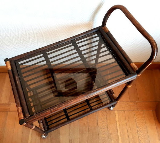 Image 1 of Carrello vintage in rattan e vetro fumé