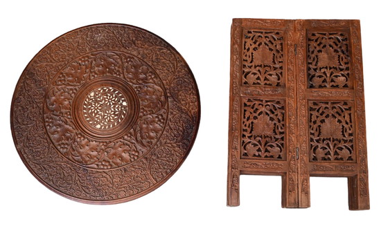 Image 1 of Table d'appoint vintage en bois dur sculpté