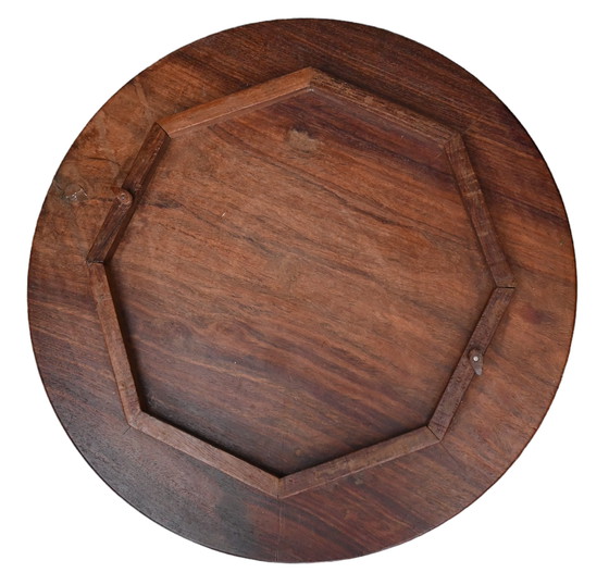 Image 1 of Table d'appoint vintage en bois dur sculpté