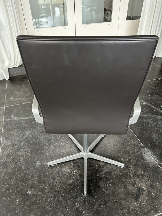 Image 1 of Fritz Hansen Oxford Medium office chair