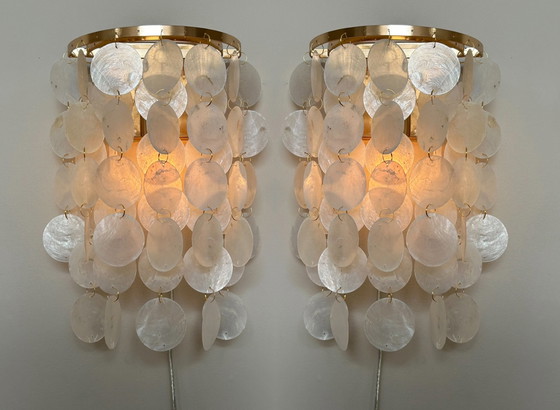 Image 1 of Set of 2 capiz shell wall lamps lamps gold