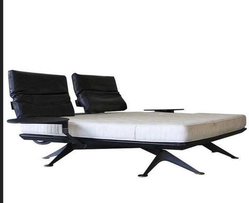 B&B Italia by Paolo Piva Large double bed ADIA