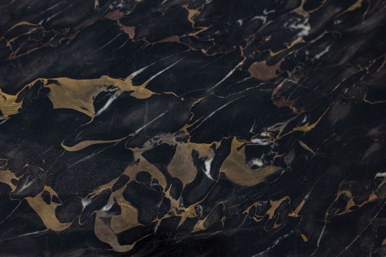 Image 1 of Cassettiera laccata con piano in marmo. Anni '50.