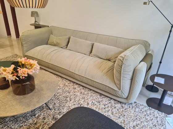 Image 1 of Leolux Lunetta sofa with sofa pocket