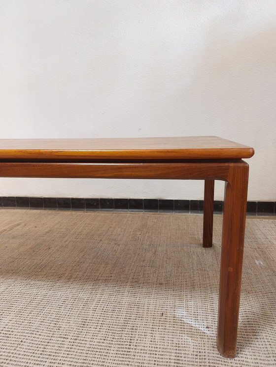 Image 1 of Vintage coffee table / coffee table with 'floating' top