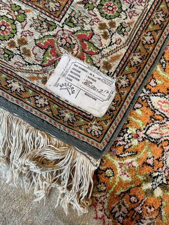 Image 1 of Tapis oriental en soie de Kayseri