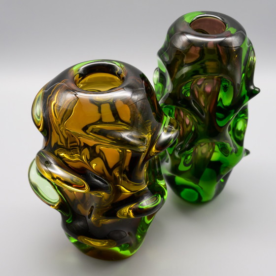 Image 1 of Sommerso Vase en verre à hélice Design Jan Kotik 20cm Retro 50s Uranium Amber