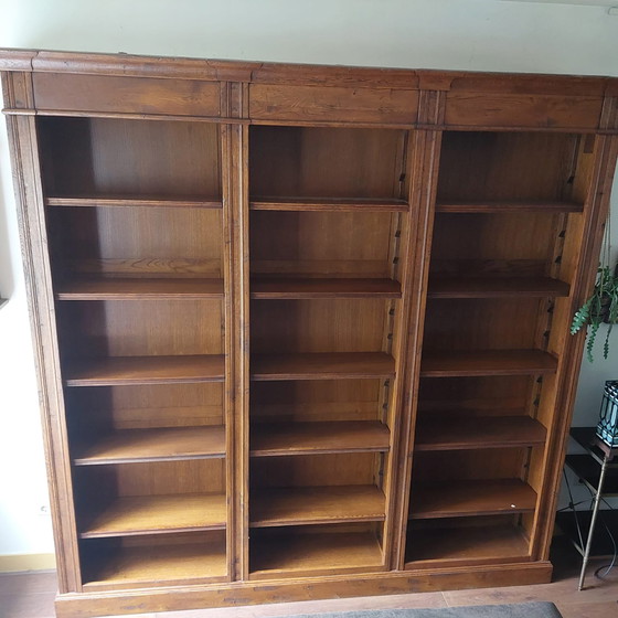 Image 1 of Spacious bookcase 240 x 250cm