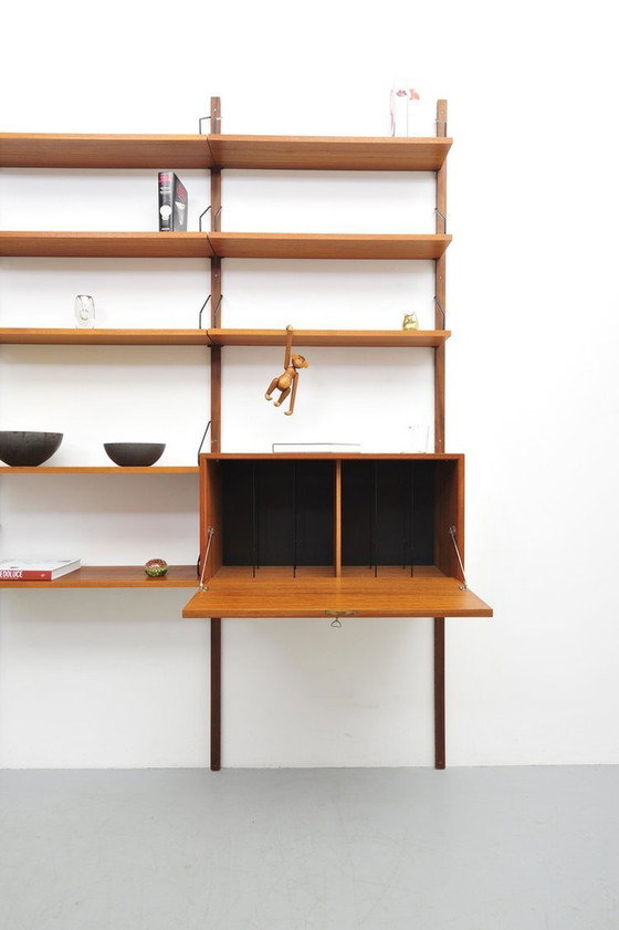 Image 1 of Poul Cadovius Royal System shelving system teak 1950Er