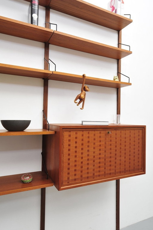 Poul Cadovius Royal System shelving system teak 1950Er