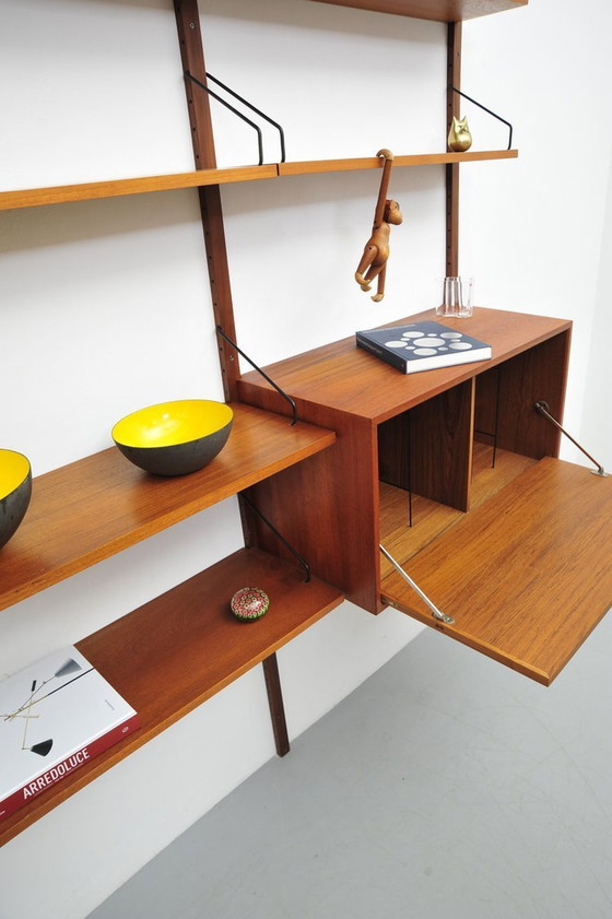 Image 1 of Poul Cadovius Royal System shelving system teak 1950Er