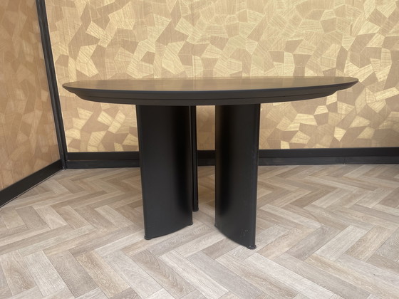 Image 1 of Arco balance round extendable table