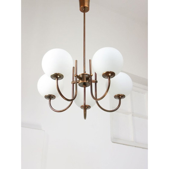 Image 1 of Vintage chandelier in copper-plated brass and opaline glass, Italy 1970