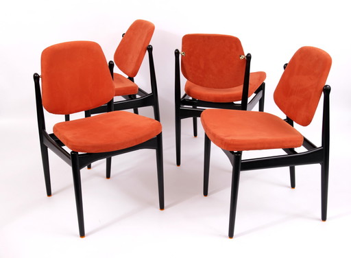 Dining table chairs Arne Vodder