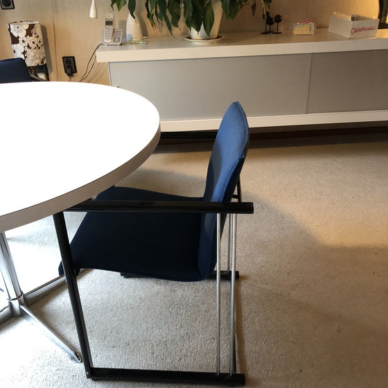 Image 1 of Table de salle à manger ronde vintage